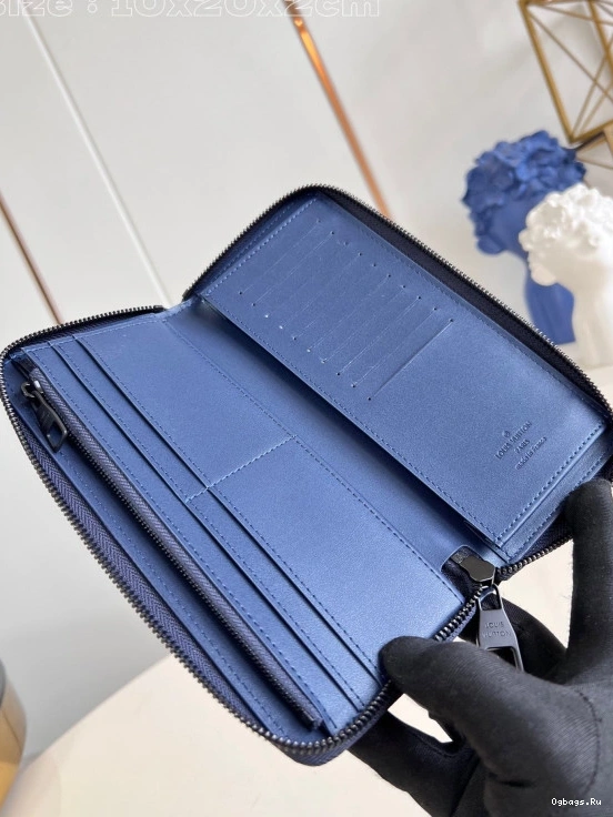 LOUIS VUITTON ZIPPY WALLET-10*20*2 cm 0404